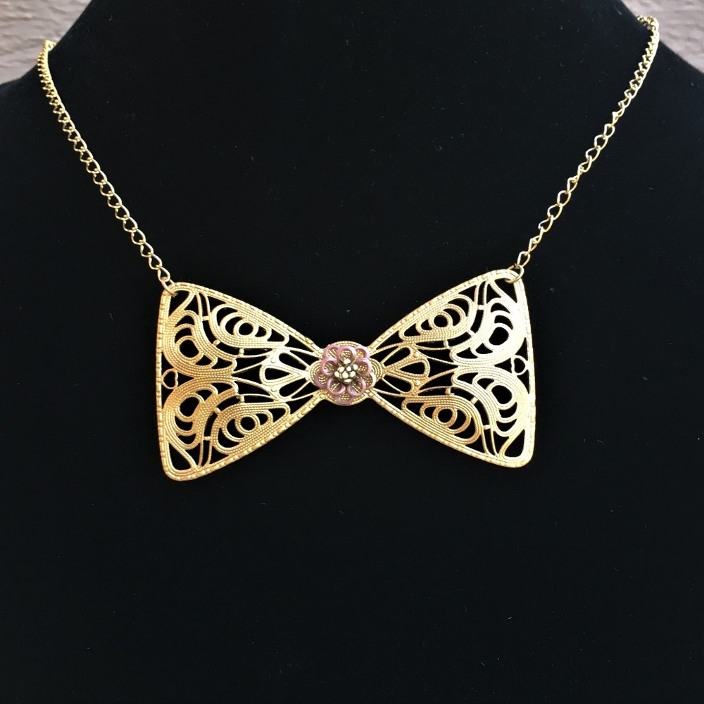Bow Choker Artisan Made